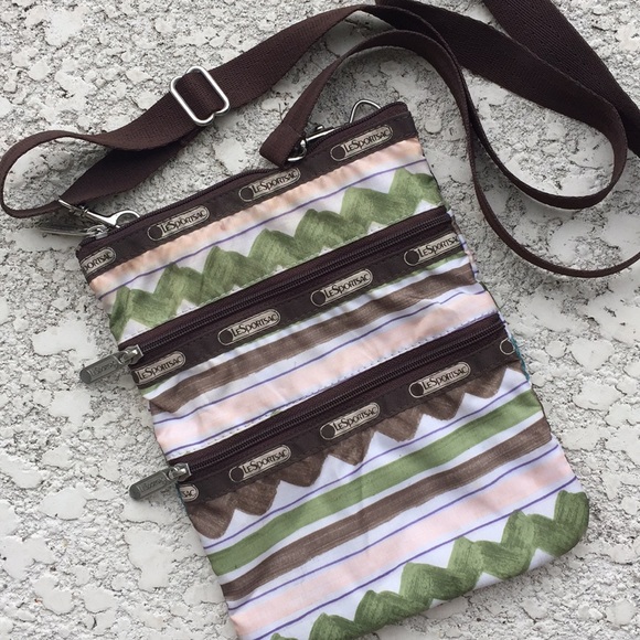 Lesportsac Handbags - LeSport Sac bag crossbody purse nylon fabric travel festival concert vacation